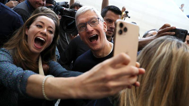 <b>杀后台不会降低iPhone电池寿命，但却影响续航</b>