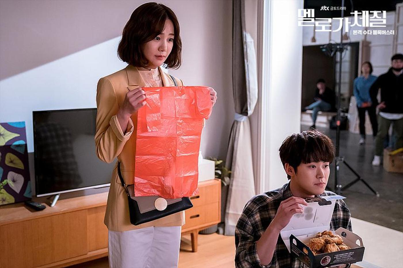 一部电视剧，如何同时照顾好18家品牌的商务合作？