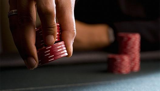 小广告牵出特大赌博案 4款赌博游戏非法获利2300余万元