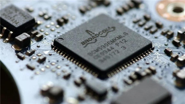 中国芯片业为什么搞不过一家荷兰公司？