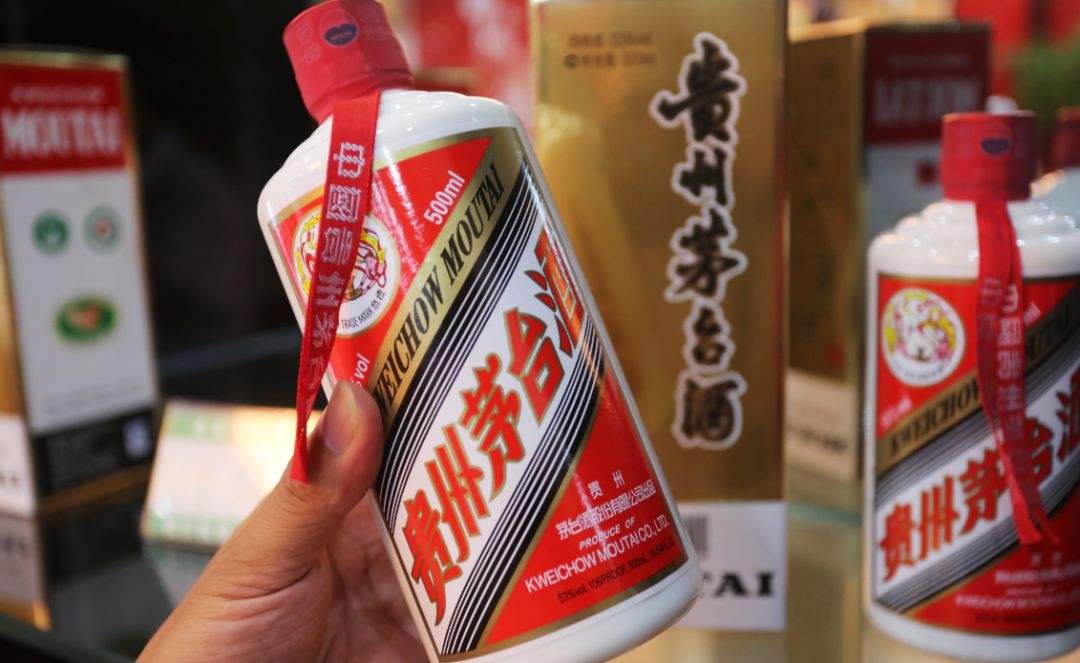 “酒神”张坤狂欢：“茅台信徒”的神话还将持续多久？