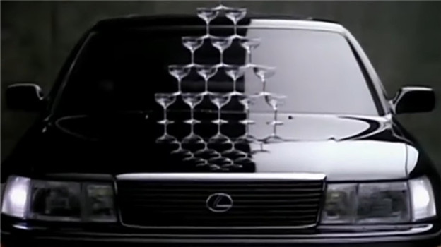 完整错过电动化转型，雷克萨斯走下神坛