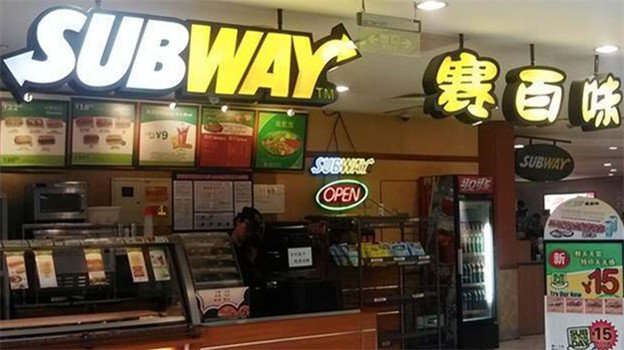 关店8000家！美国快餐王，在中国混不下去了