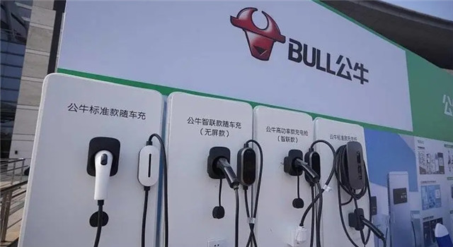 “插座大王”为啥要抢新能源生意？