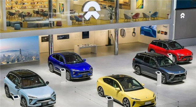 成也高端衰也高端，蔚来汽车断臂求生！