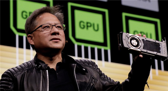 英伟达：帝国裂缝一条条